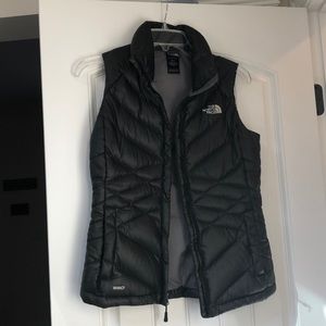 North face vest